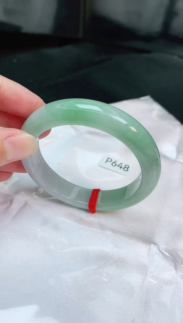 【闪购商品】翡翠手镯未镶嵌缅甸天然A货翡翠手镯