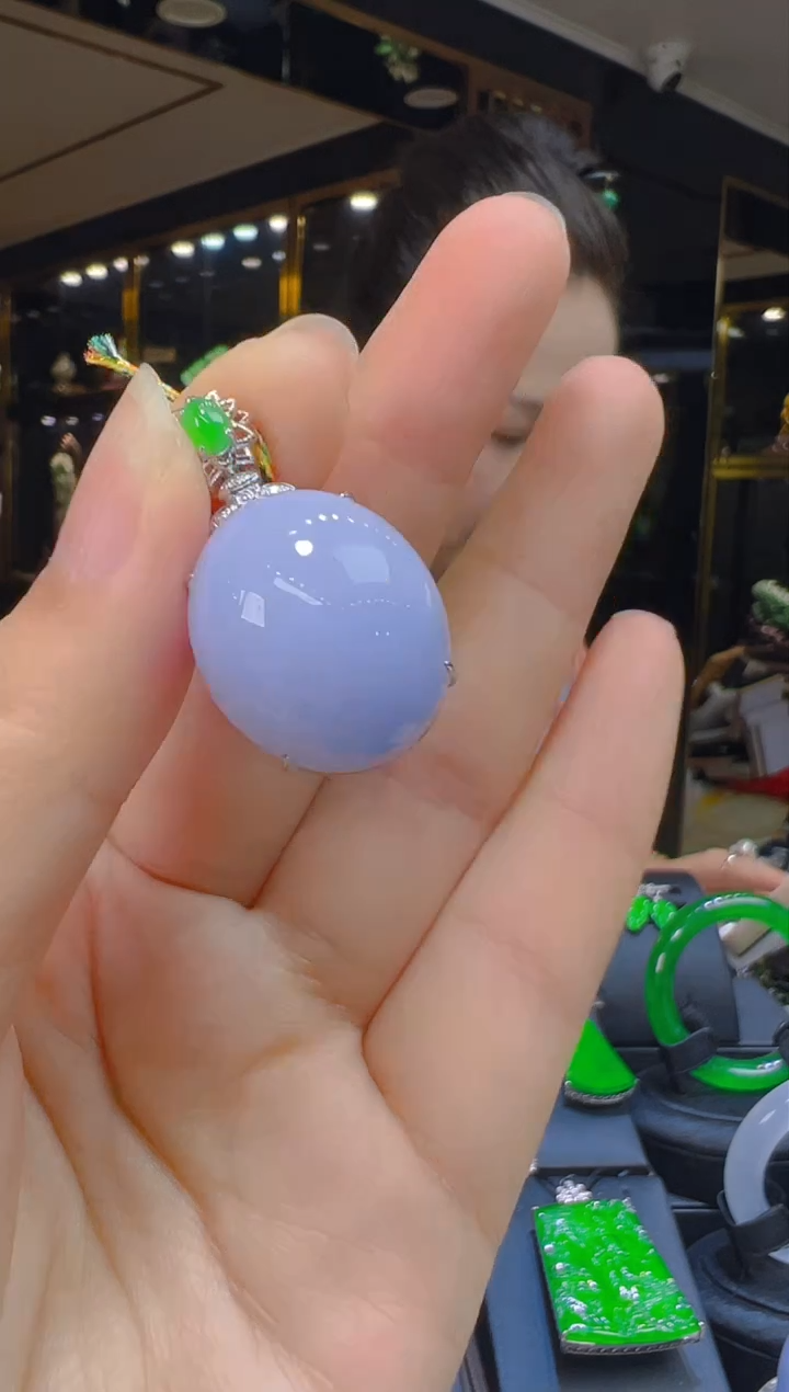 翡翠18K金镶嵌吊坠(赠链)051