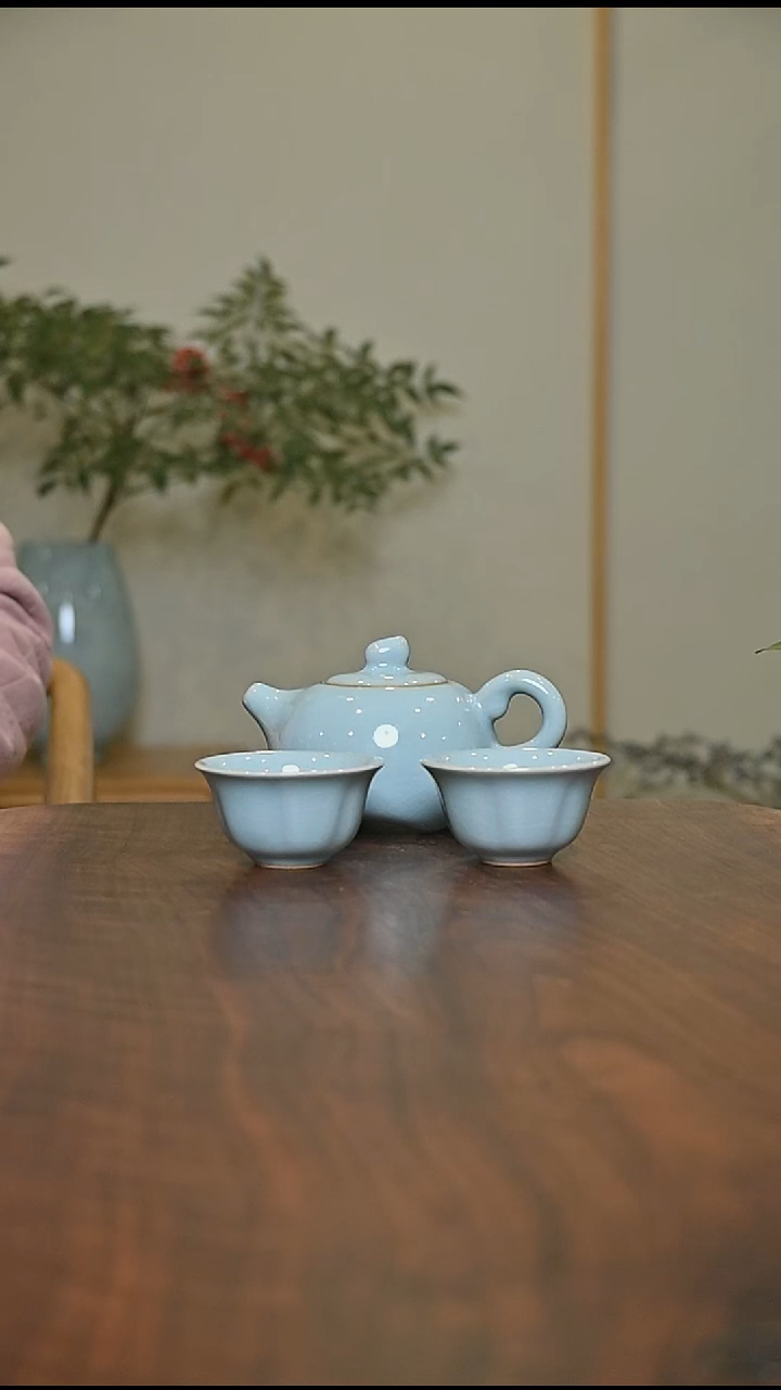 四季纳福一壶二杯 天青 微瑕 朱家汝窑款