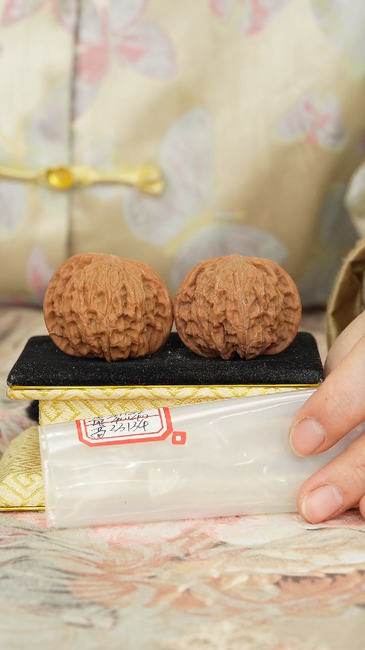 【闪购商品】文玩核桃把件磨盘