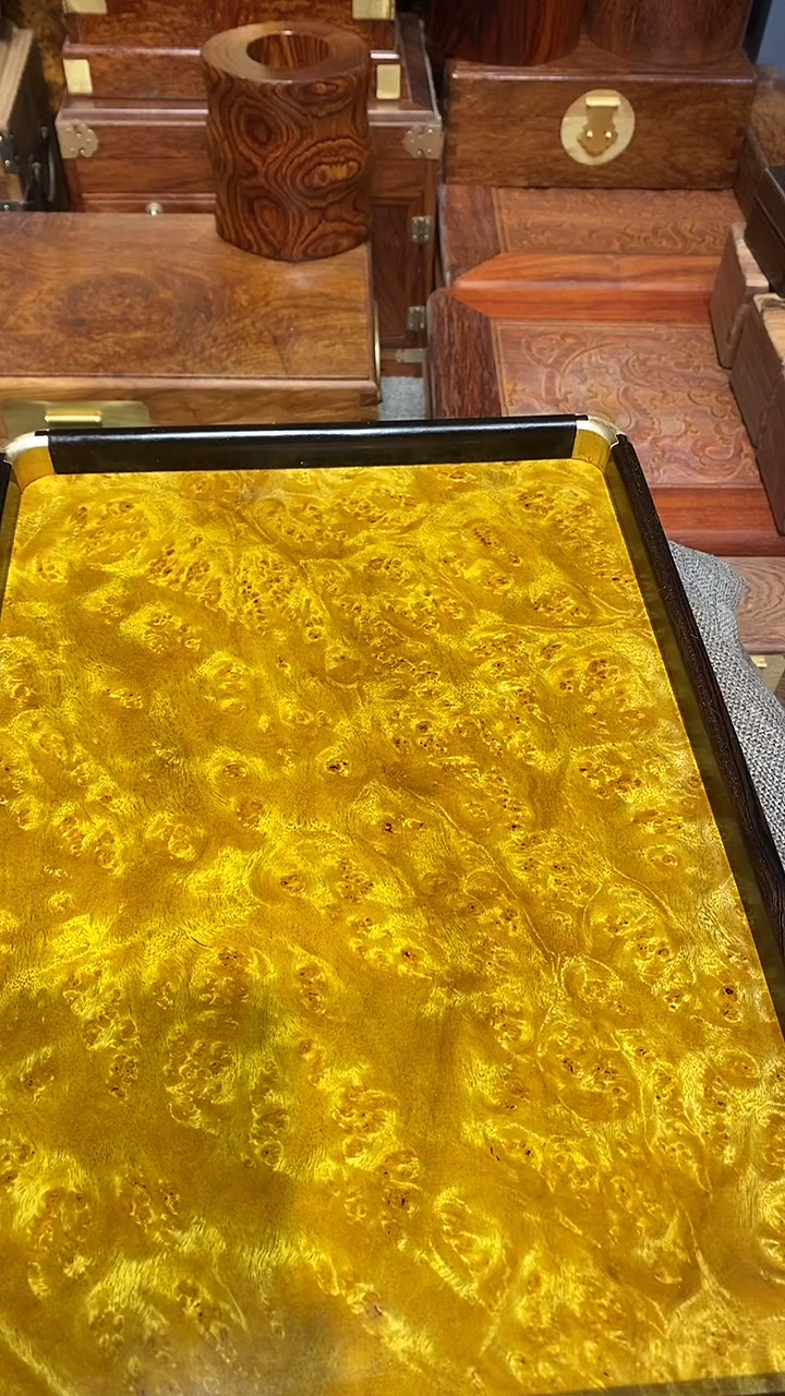 【闪购商品】香樟木木艺茶盘一个