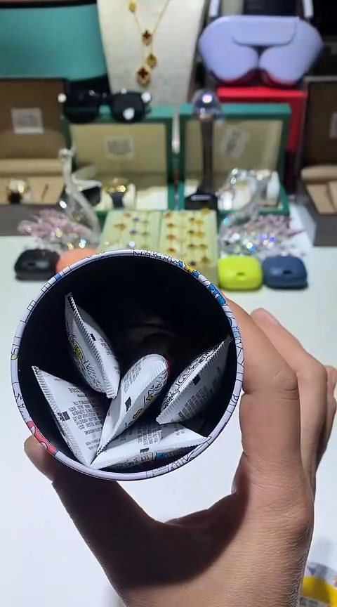 瓷片生活的本意就是开心@@1