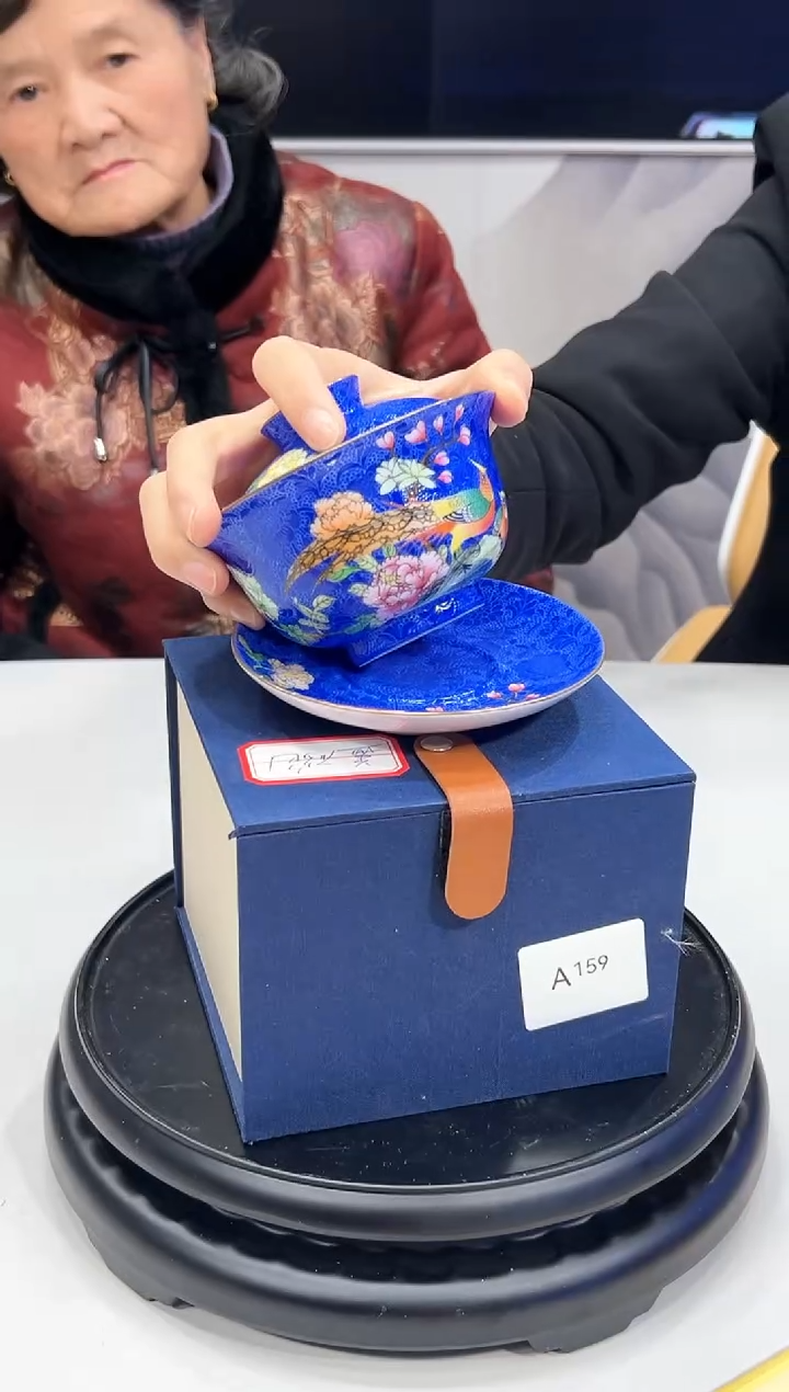 【闪购商品】盖碗蓝底扒花花鸟三才盖碗A159
