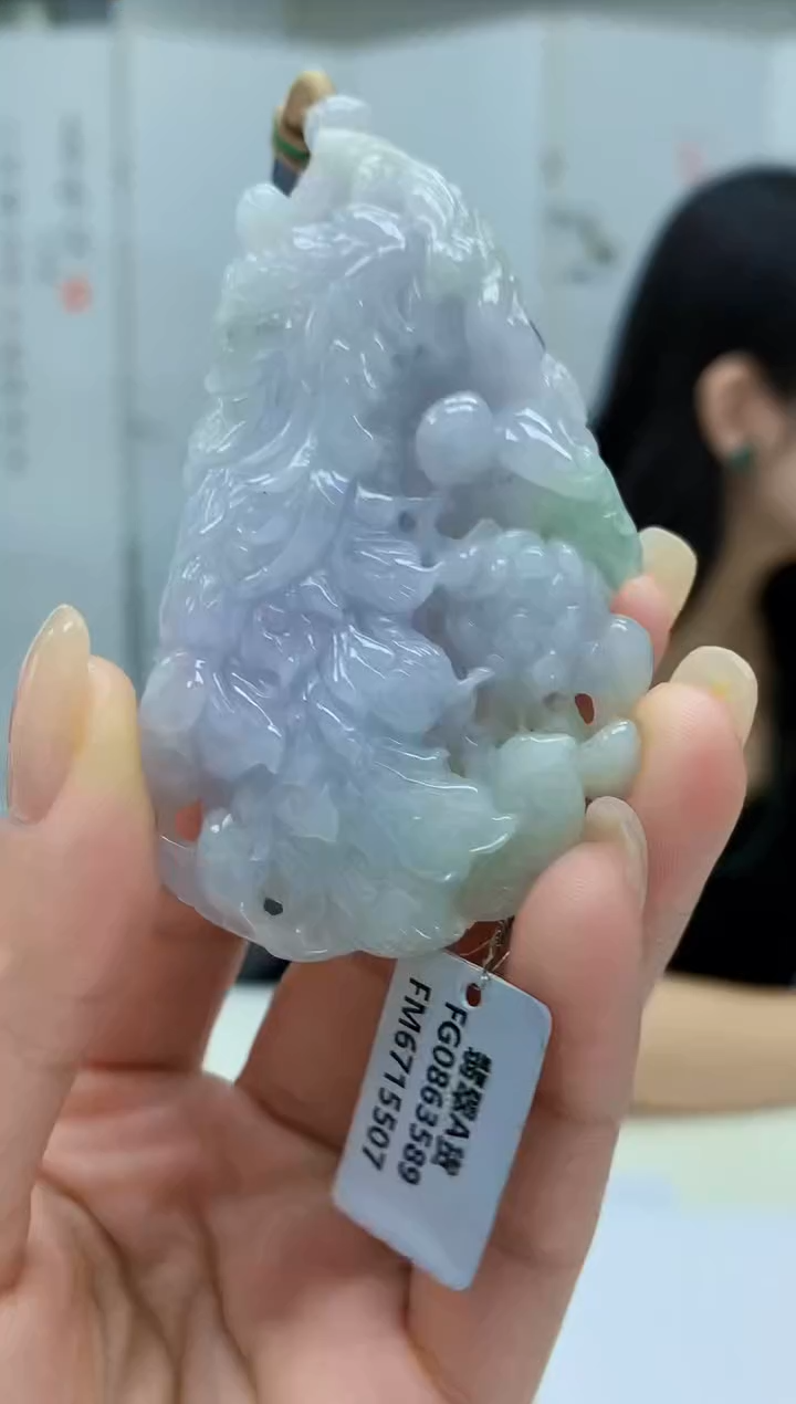 【闪购商品】定制翡翠未镶嵌0405lr-毛货挂件66