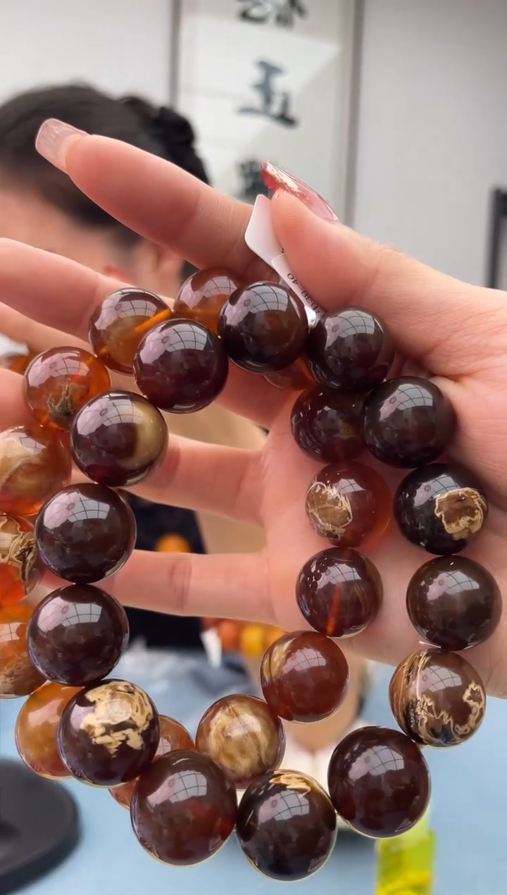 【闪购商品】琥珀珠宝奇石未镶嵌多样性发其一，假一罚十038