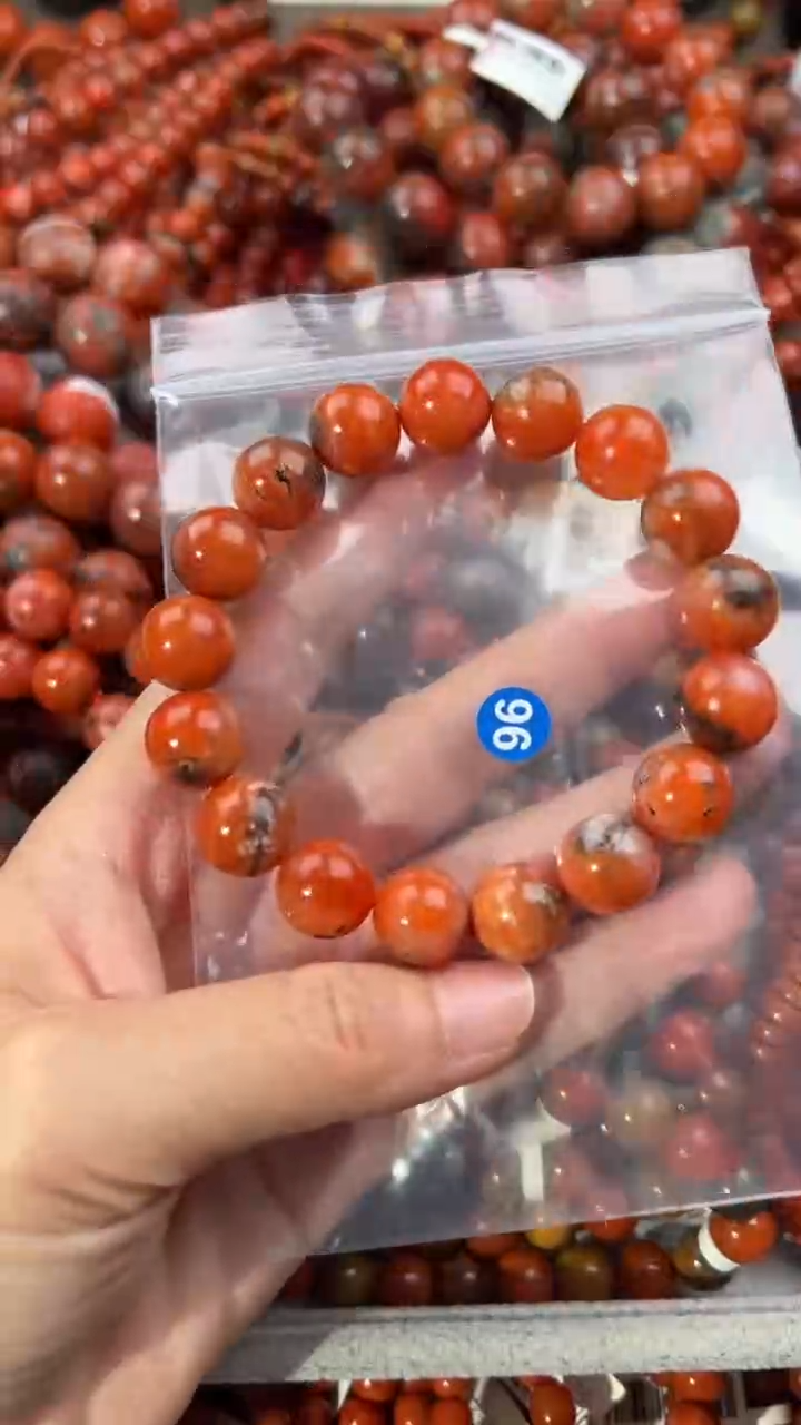 南红玛瑙手串未镶嵌12+