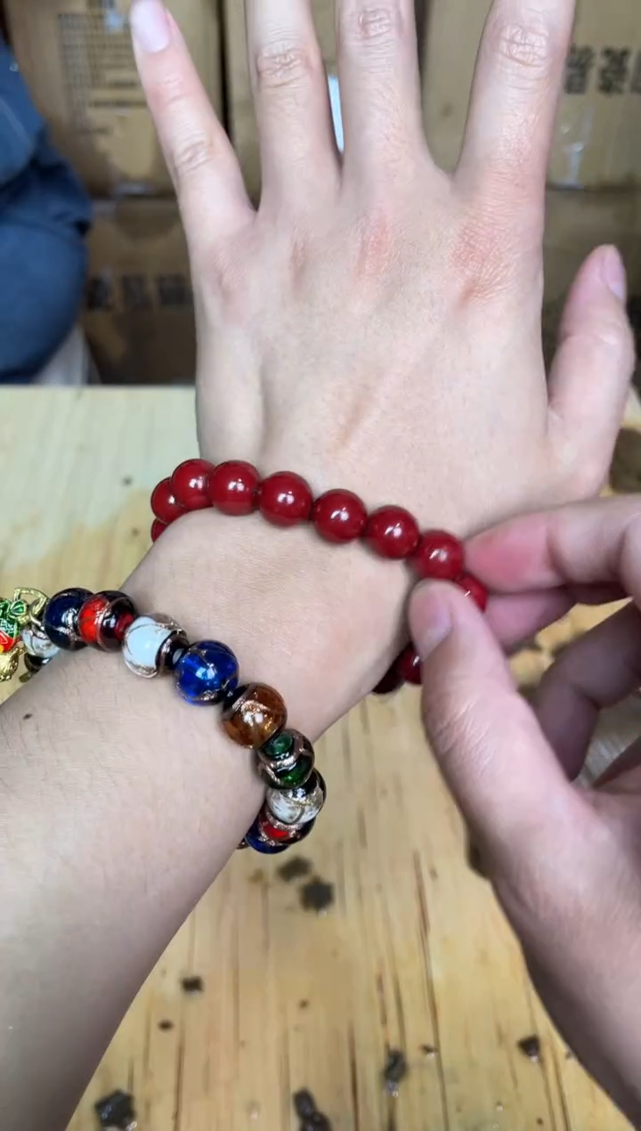 木质非金属捧月文创福利闪购商品无礼盒