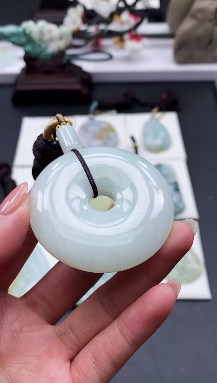 【闪购商品】翡翠颈饰未镶嵌天然缅甸A货翡翠