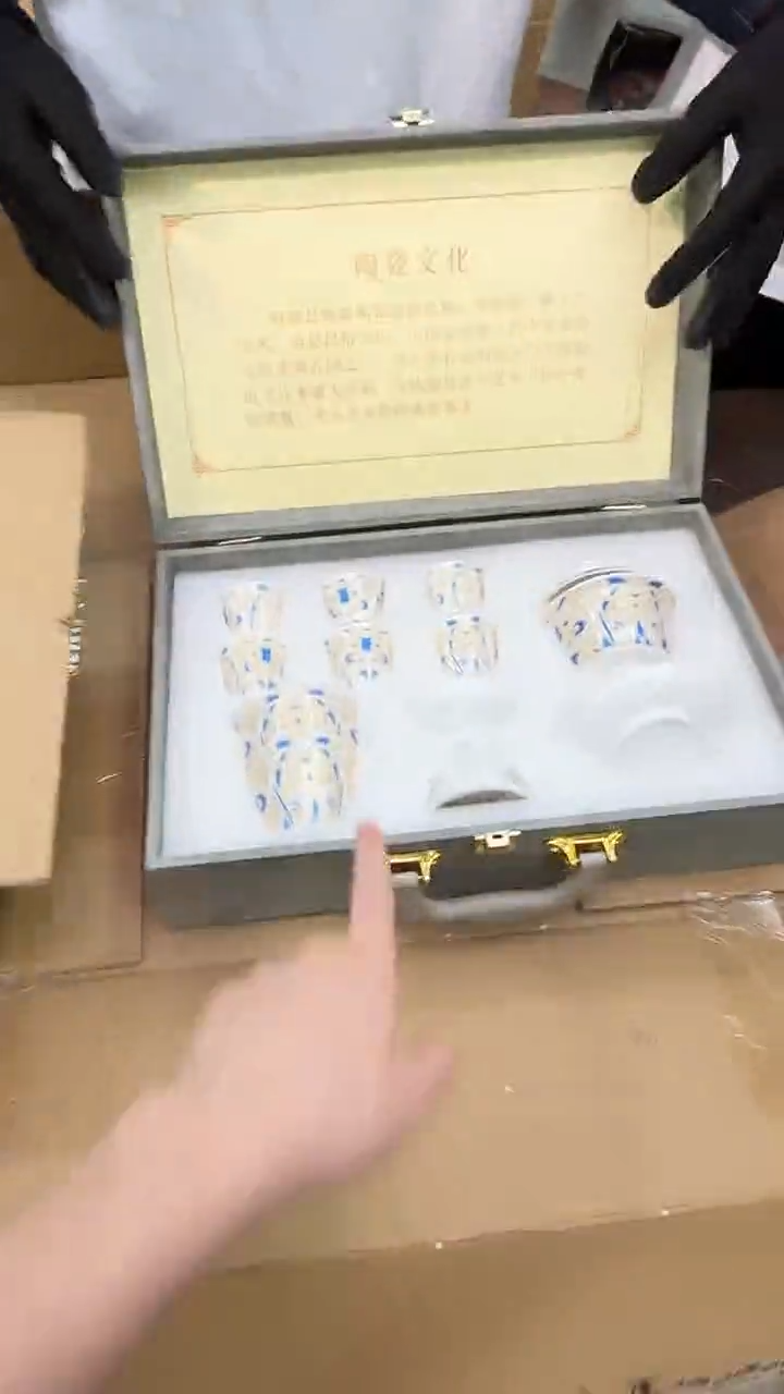 瓷片小强茶具套装