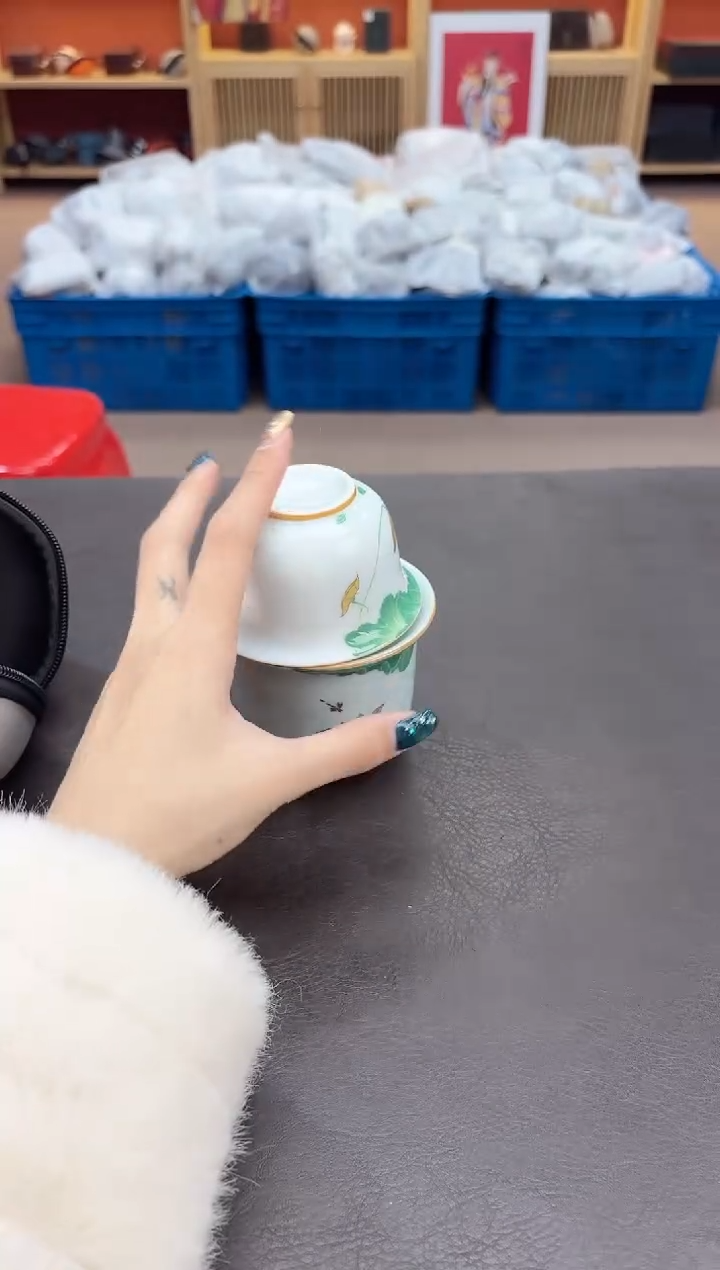 【闪购商品】摆件瓷SC1111111111111