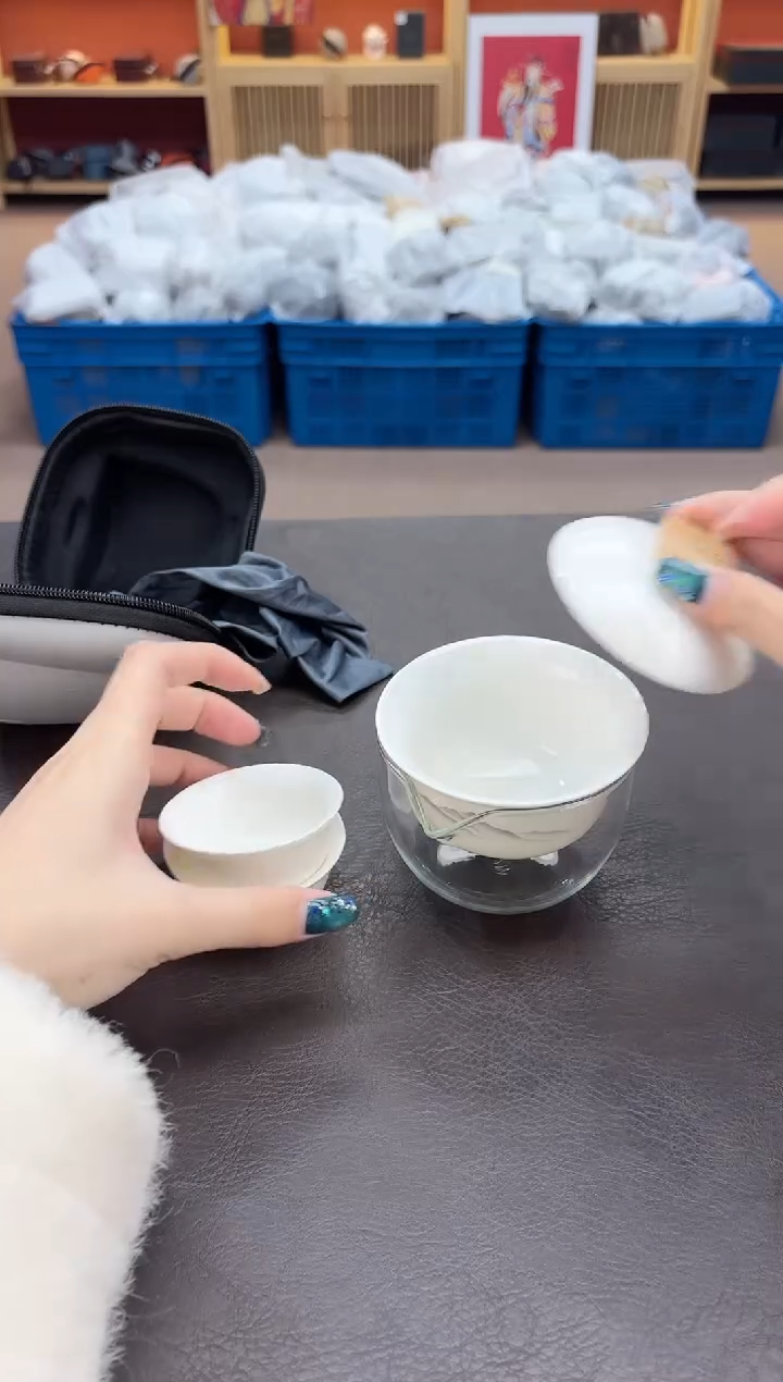 【闪购商品】摆件瓷SC1111111111111