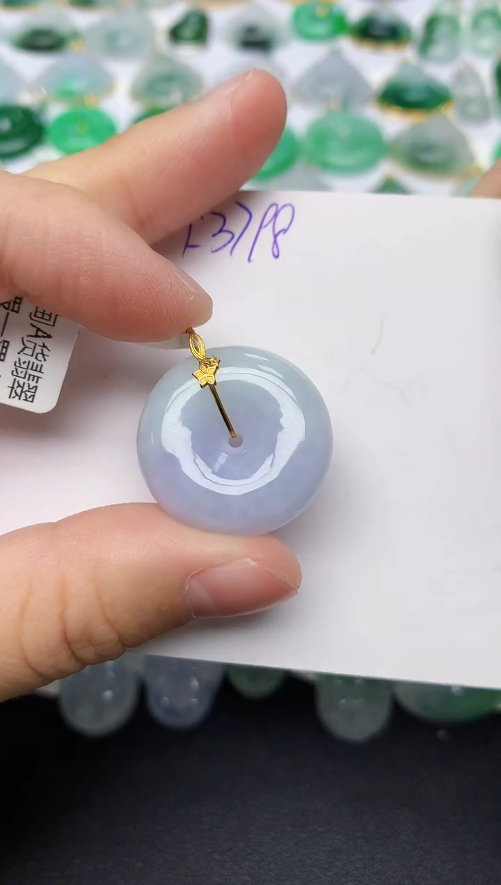 颈饰18K金镶嵌翡翠 天然缅甸A货翡翠百元以上9元证书费自理