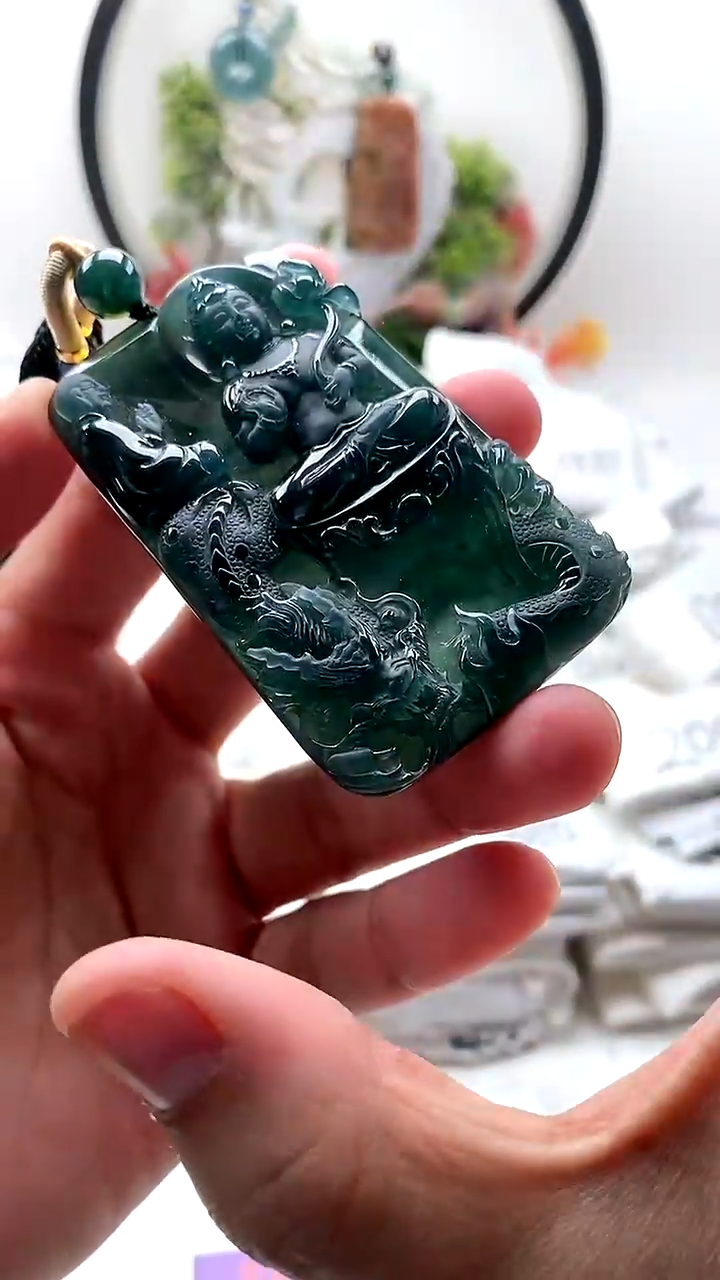 颈饰未镶嵌翡翠大势至