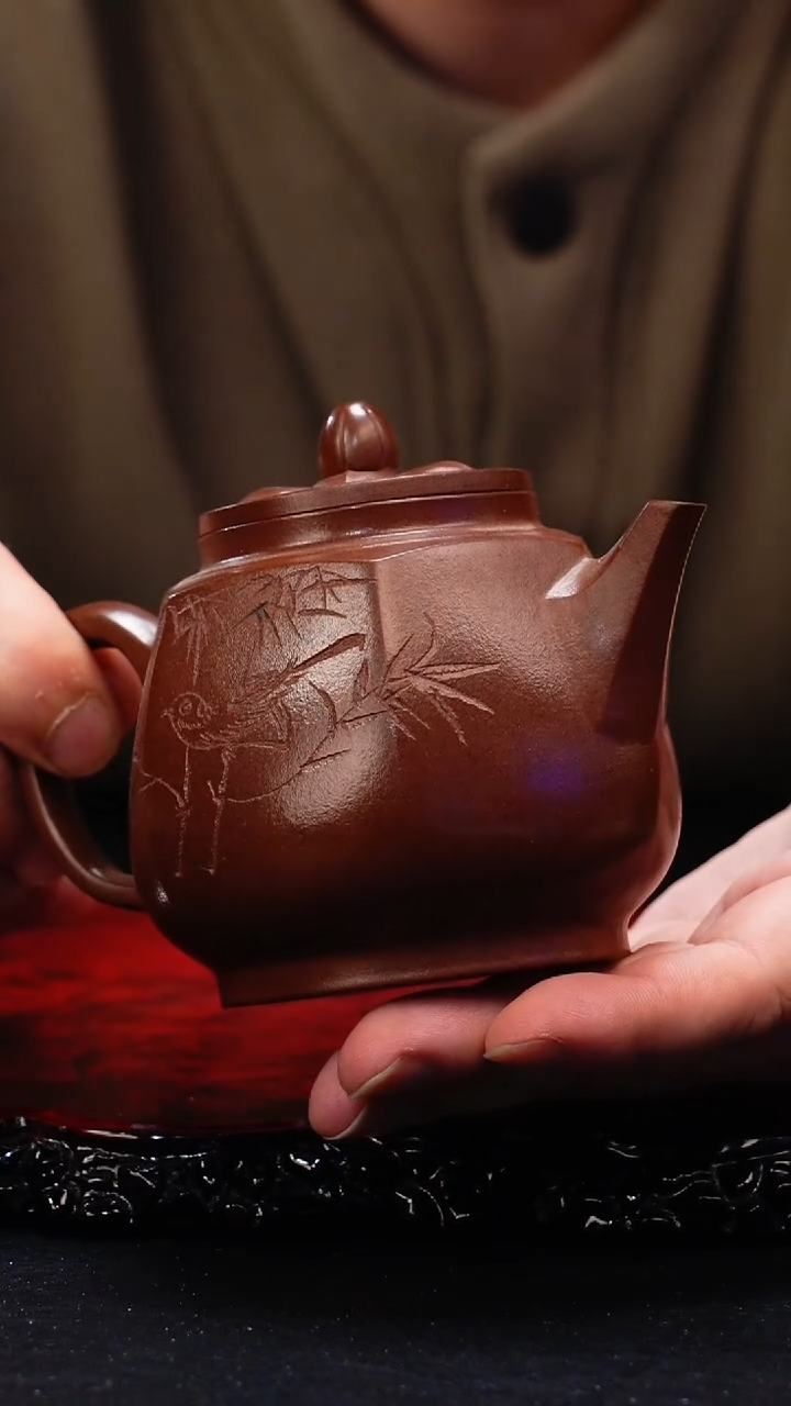 【闪购商品】紫砂茶壶61 六方如意,RQX,紫红黑星土