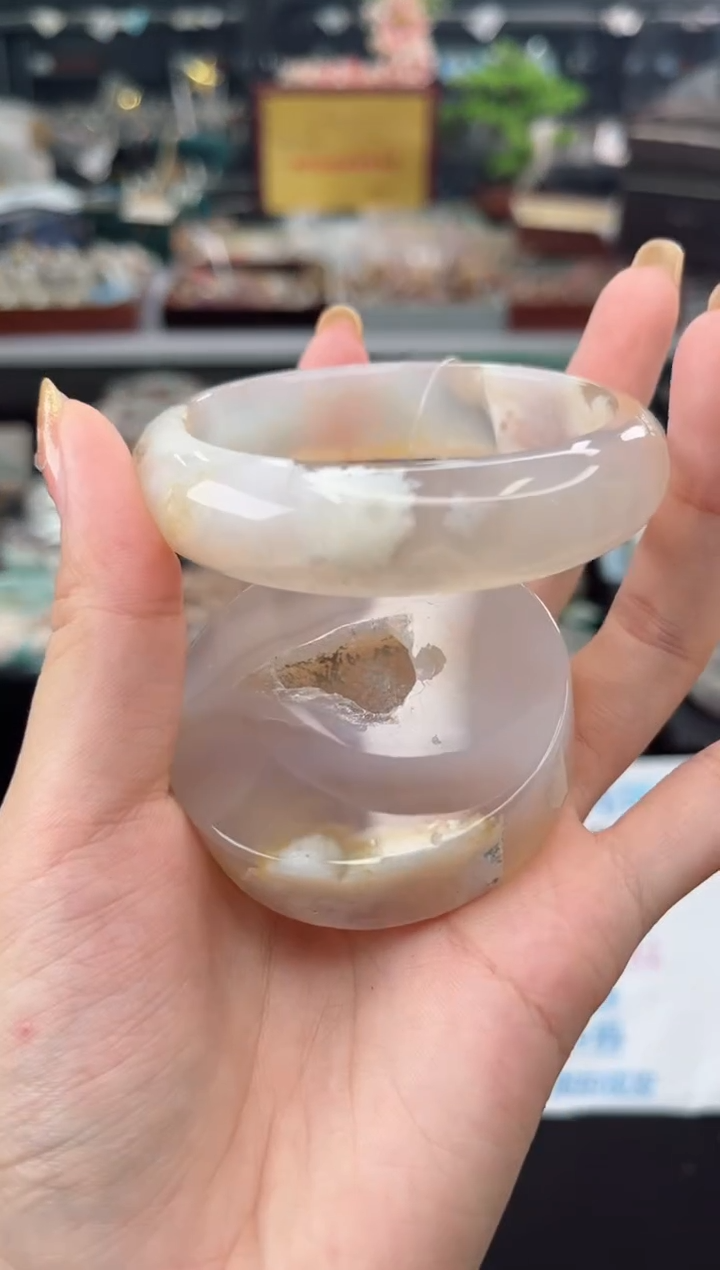 【闪购商品】石英质玉手镯未镶嵌57圈口（不退不换）1680889