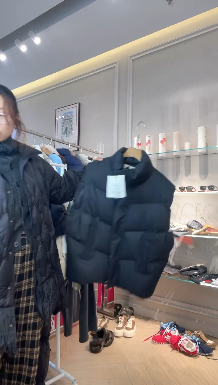 马甲原价2690 AVVENN S码M码拍下备注