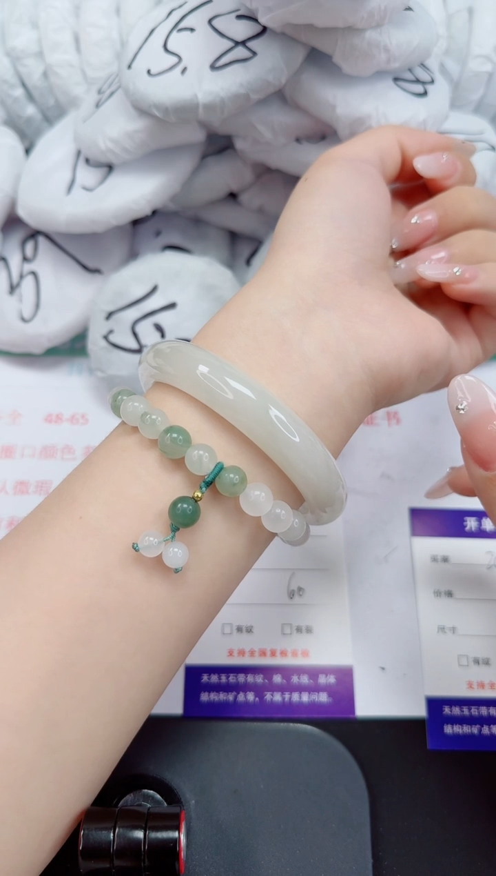 石英质玉手镯未镶嵌201-60-61