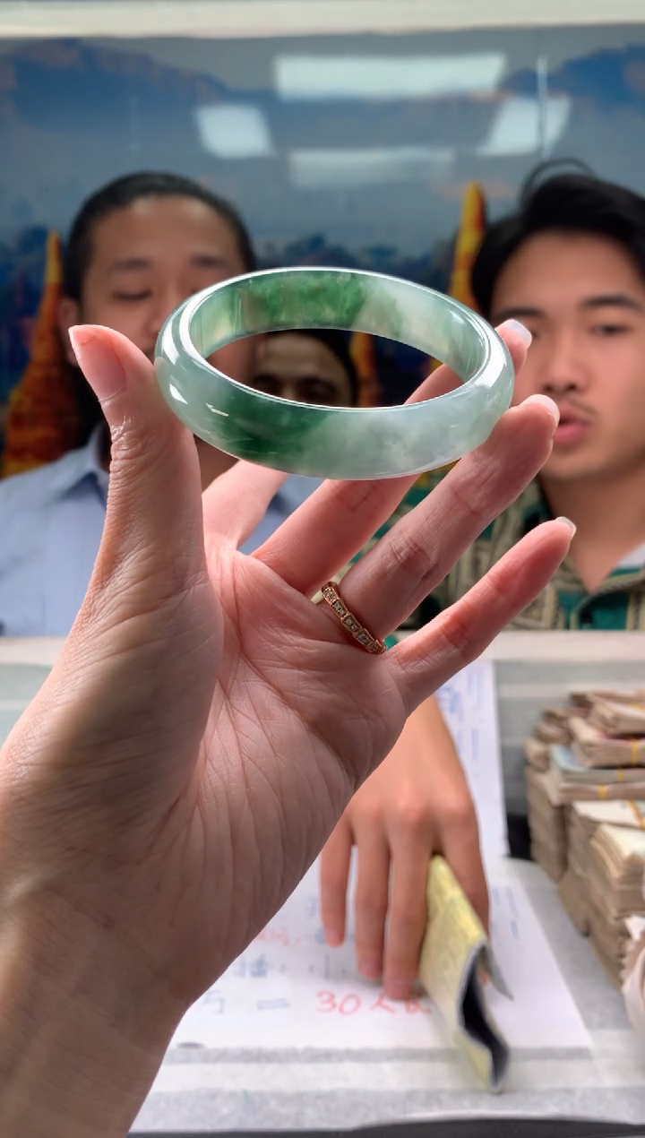 【闪购商品】翡翠手镯未镶嵌展示链接