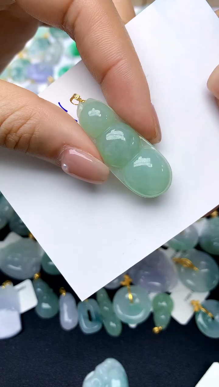 【闪购商品】翡翠颈饰18K金镶嵌22天然A货翡翠