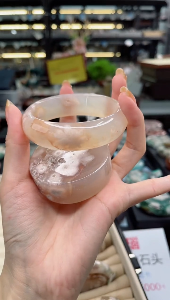 【闪购商品】石英质玉手镯未镶嵌60圈口（赠品镯心）3541528