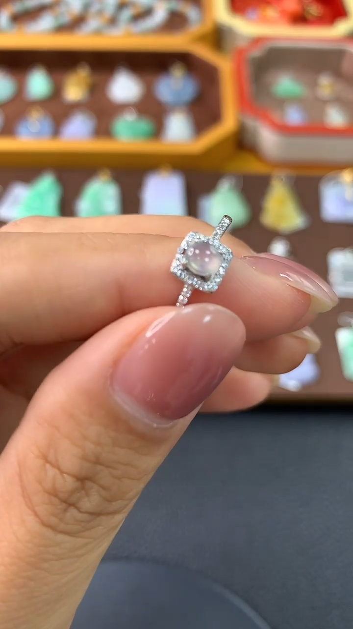 颈饰银S925镶嵌翡翠戒指