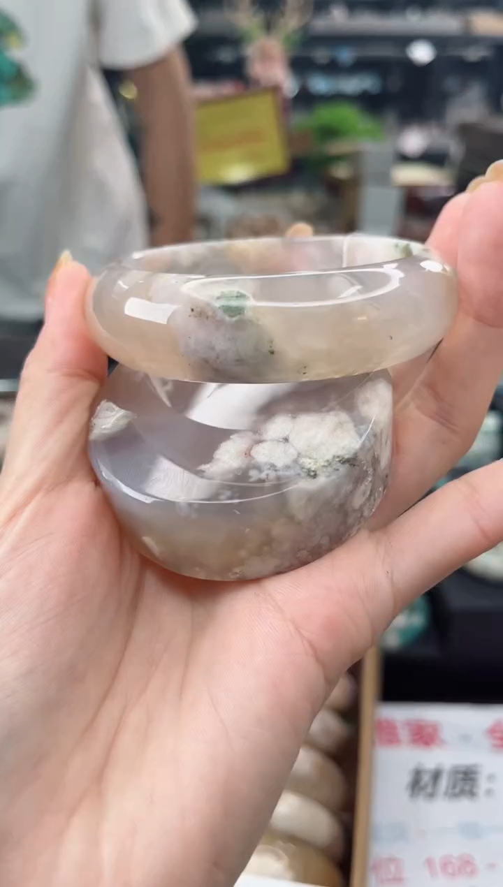 【闪购商品】石英质玉手镯未镶嵌60圈口（赠品镯心）1571719