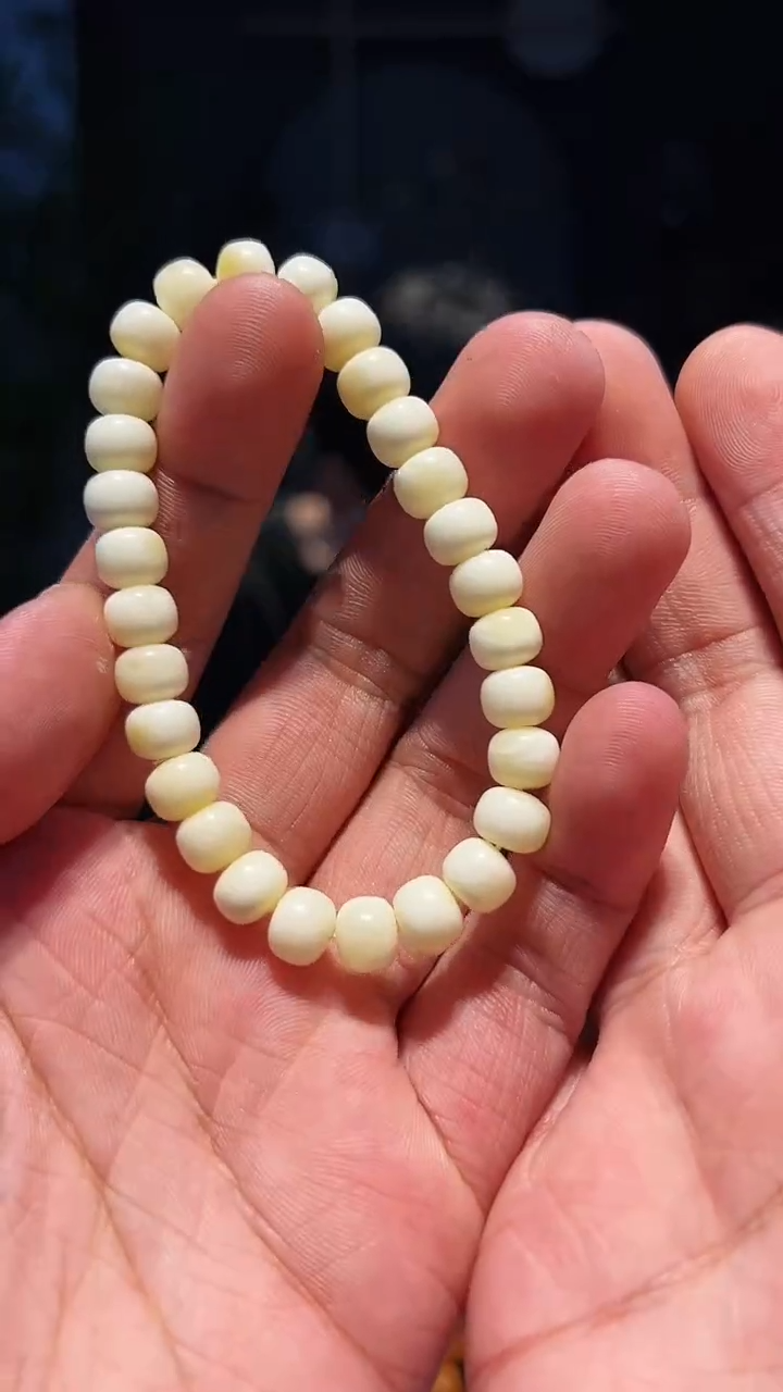 【闪购商品】蜜蜡手串未镶嵌8+单圈