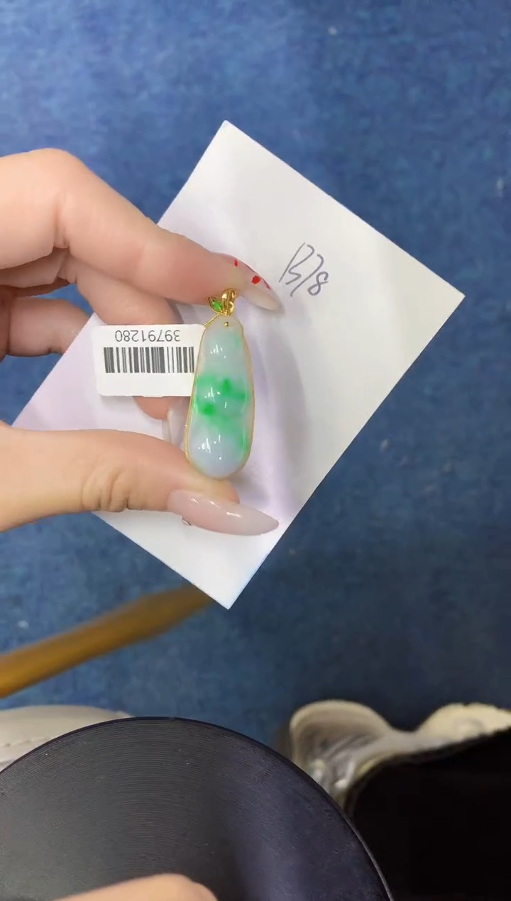 【闪购商品】翡翠颈饰18K金镶嵌000000000000