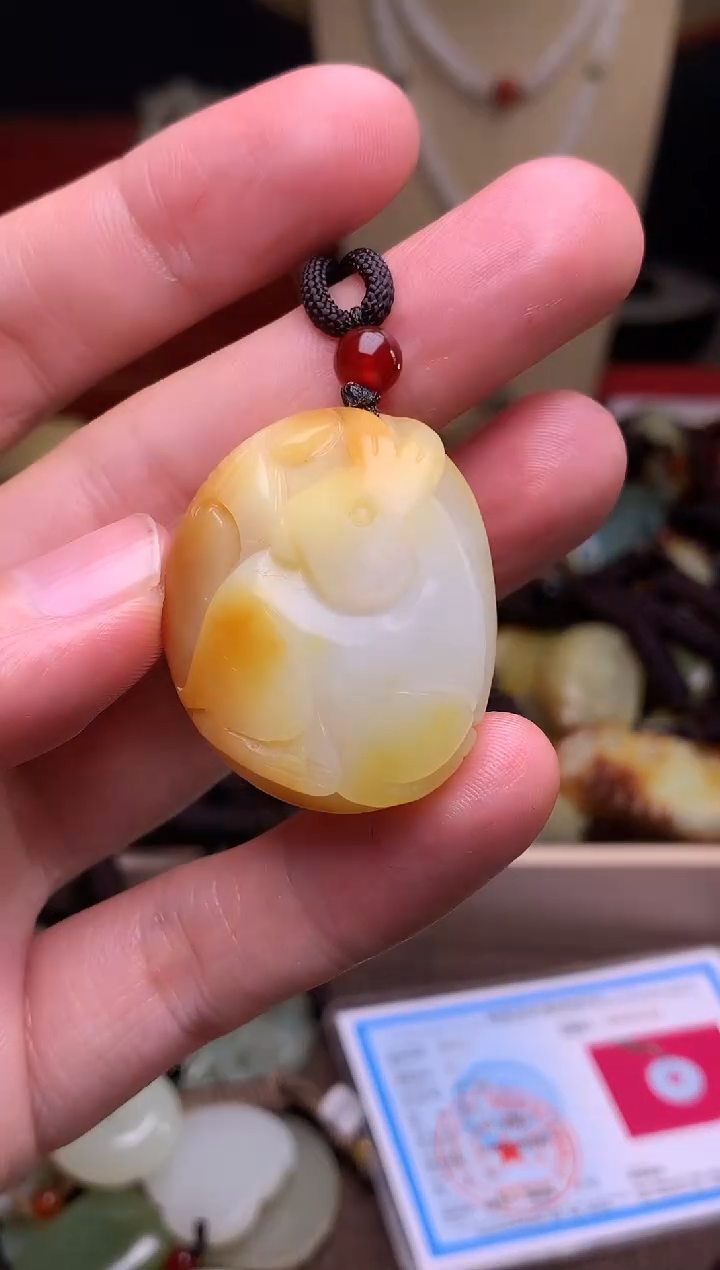 颈饰未镶嵌和田玉新疆料青海料清水和田玉吊坠