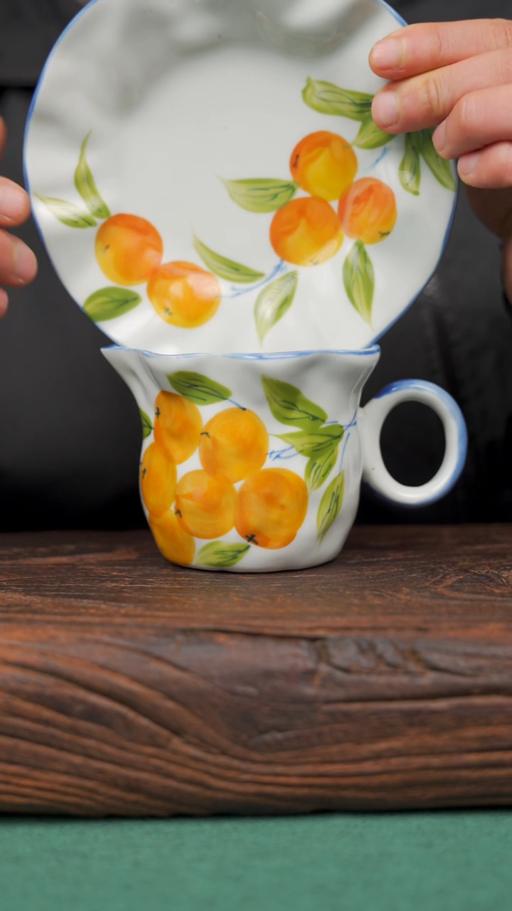 【闪购商品】瓷片景德镇杯釉下手工手绘瓷器 枇杷咖啡杯