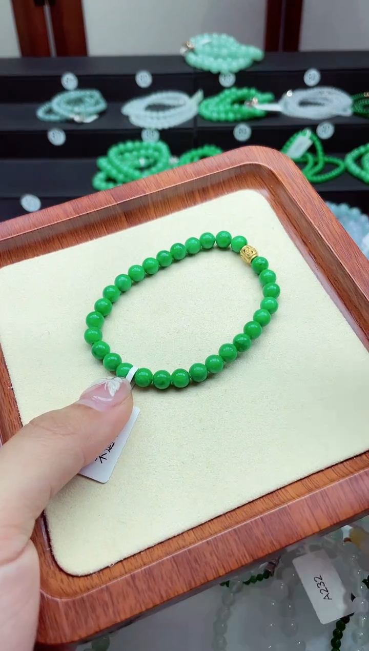 【闪购商品】翡翠手链未镶嵌缅甸翡翠 卡6.2