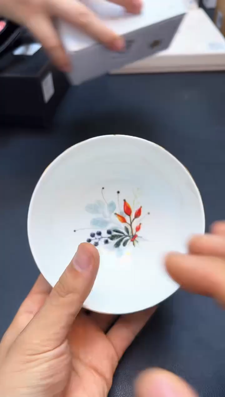 瓷片全新正品一件不留@@QW407