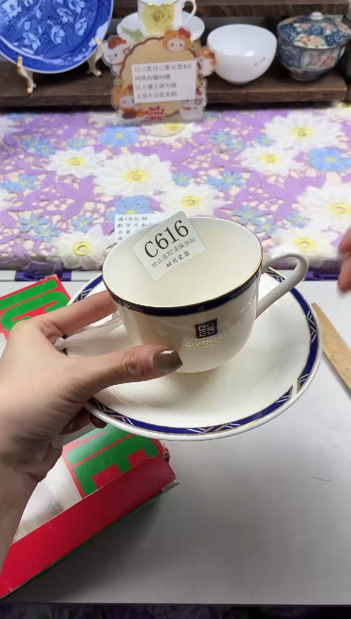 瓷片我**姐                C616