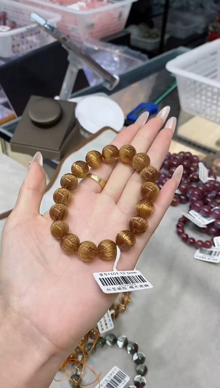 【闪购商品】水晶手串未镶嵌g601铜发12mm