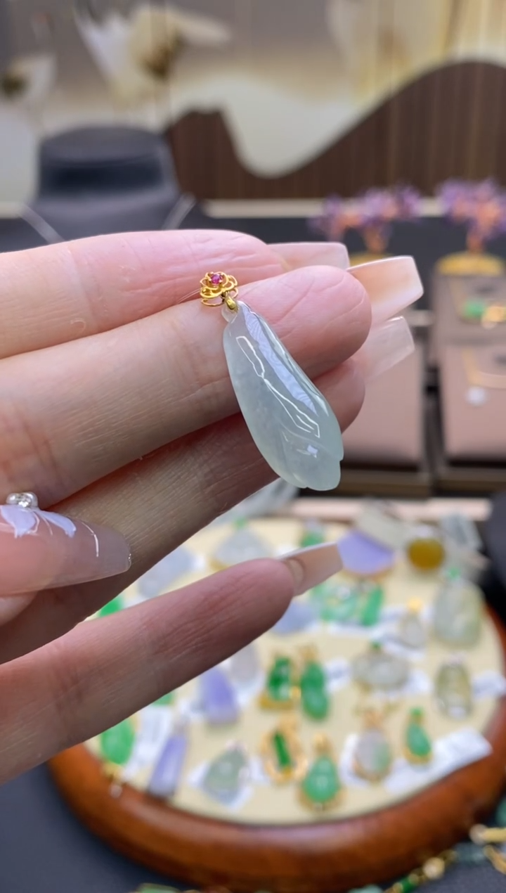 【闪购商品】翡翠颈饰18K金镶嵌净货12373