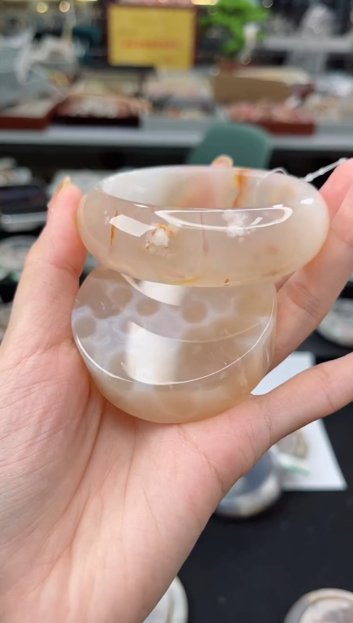 【闪购商品】石英质玉手镯未镶嵌58圈口（不退不换）1656236