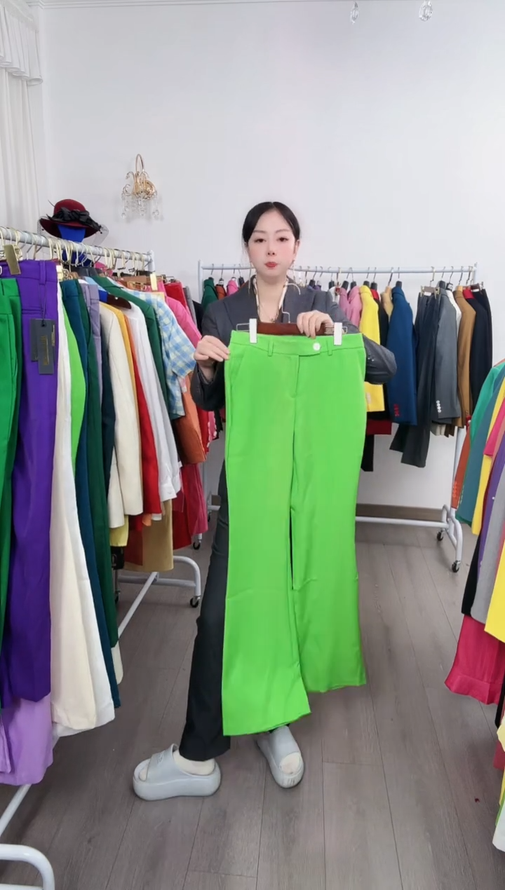 M码喇叭裤（默认微瑕、不退不换）