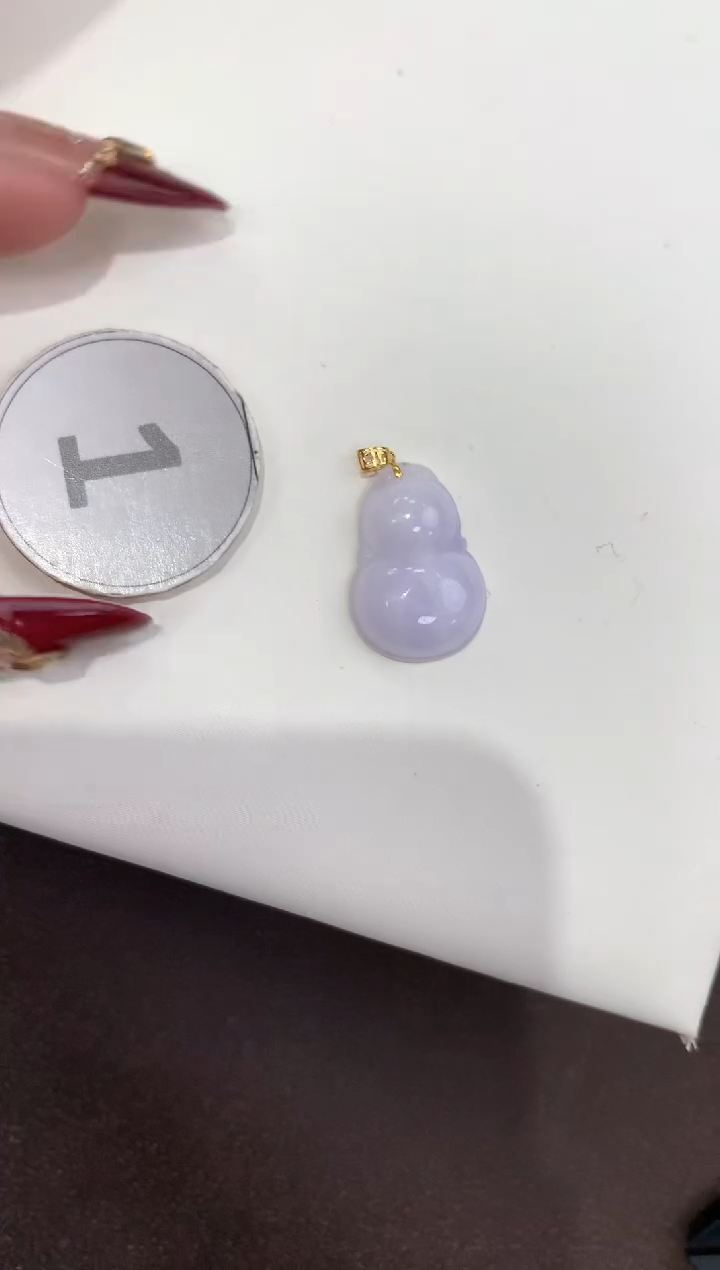 颈饰18K金镶嵌翡翠天然缅甸a货翡翠