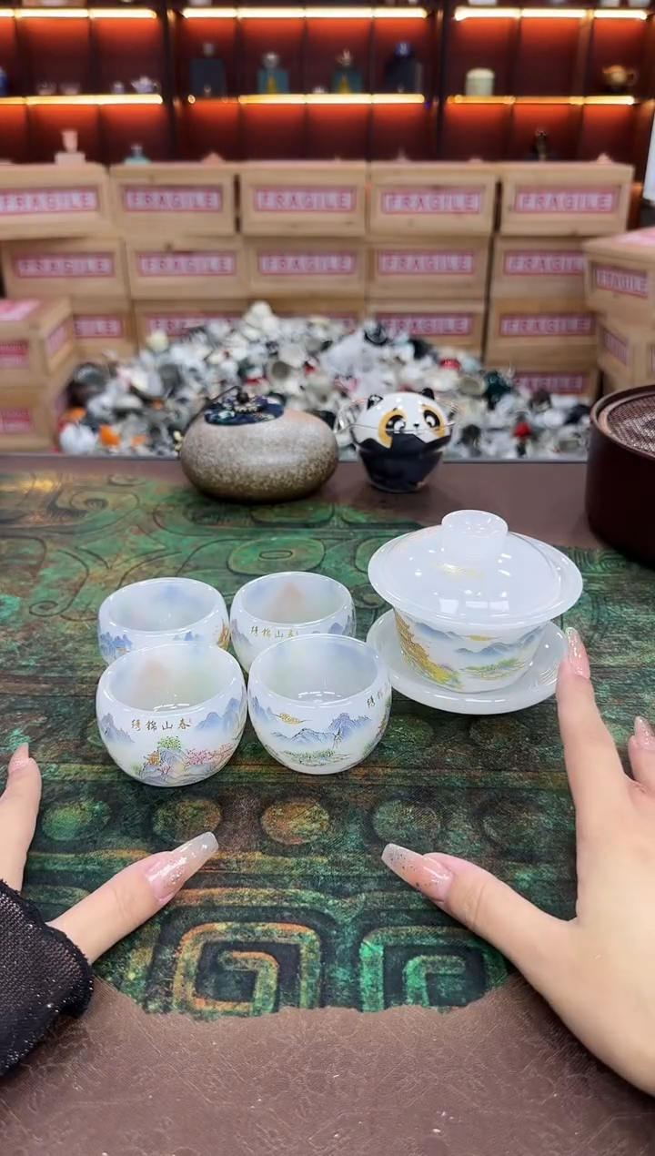 琉璃-锦绣山春盖碗四杯