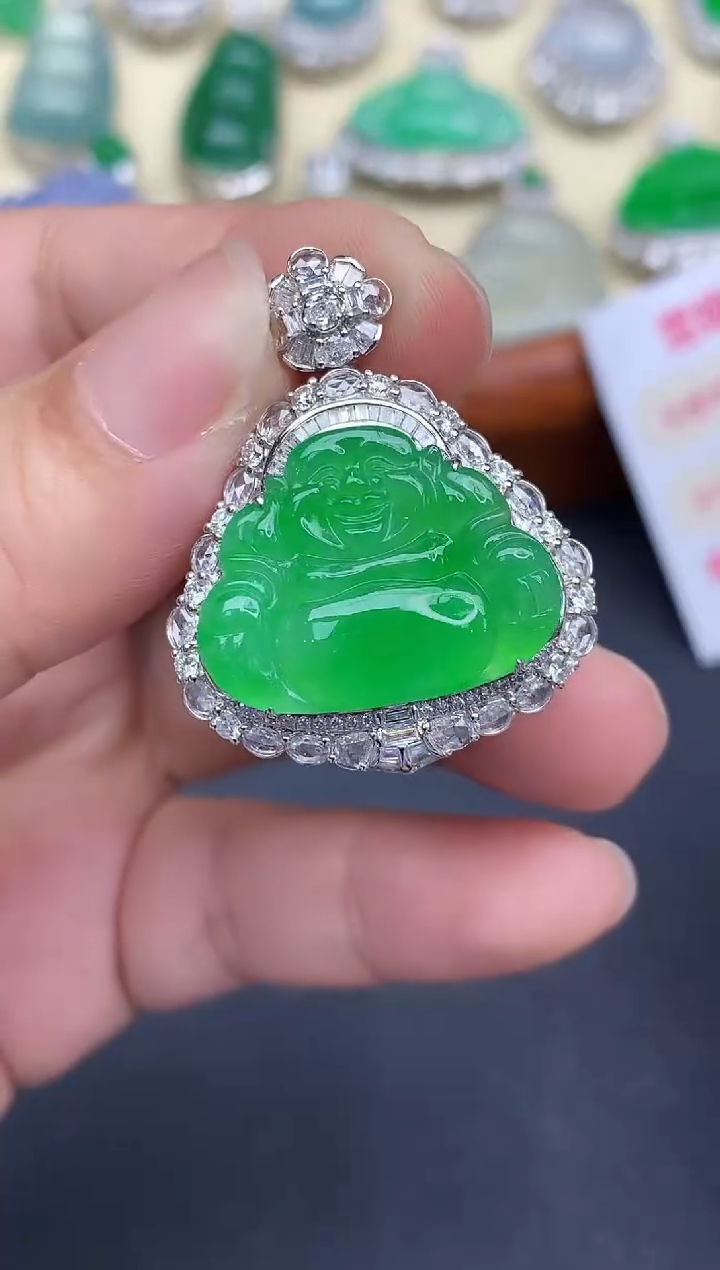 颈饰18K金镶嵌翡翠579-中国好珍宝