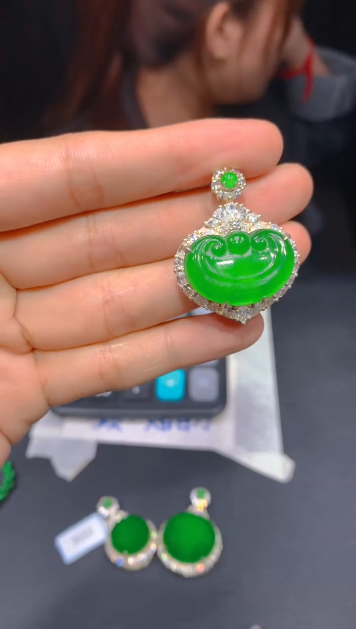 【闪购商品】定制翡翠未镶嵌220多样性发货（发其一）