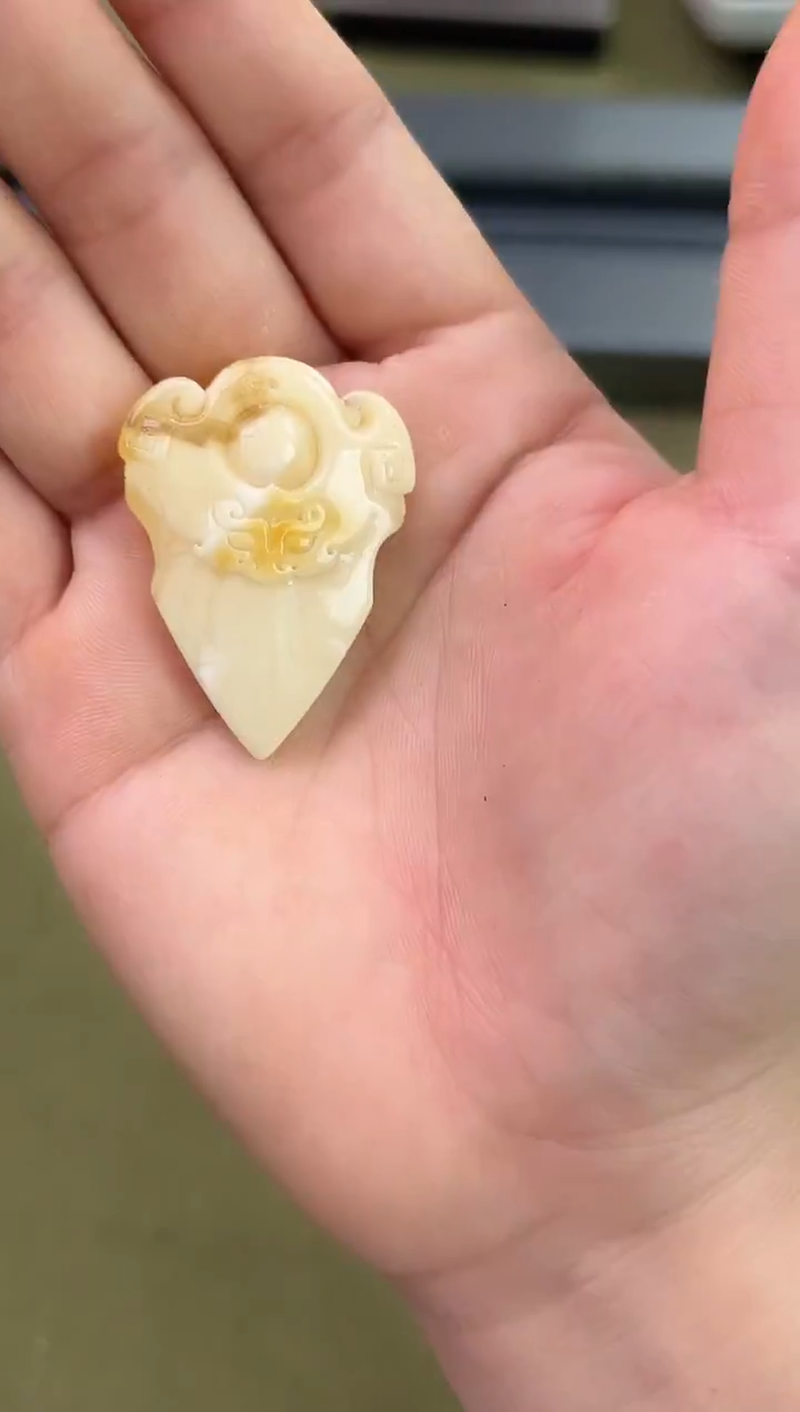 裸石琥珀未镶嵌琥珀蜜蜡吊坠