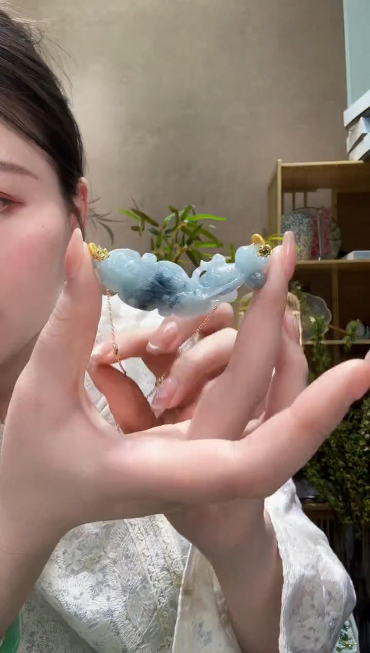 【闪购商品】翡翠未镶嵌颈饰吊坠