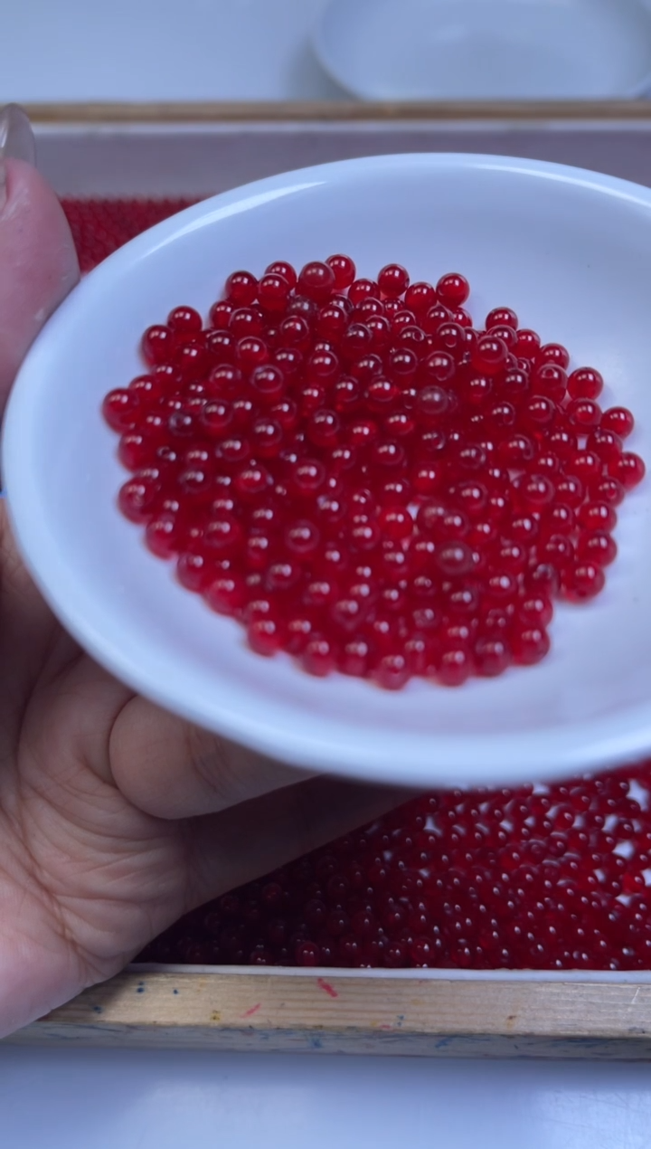 未镶嵌玛瑙手饰B555 缅甸鸽血红4mm25颗9.9元