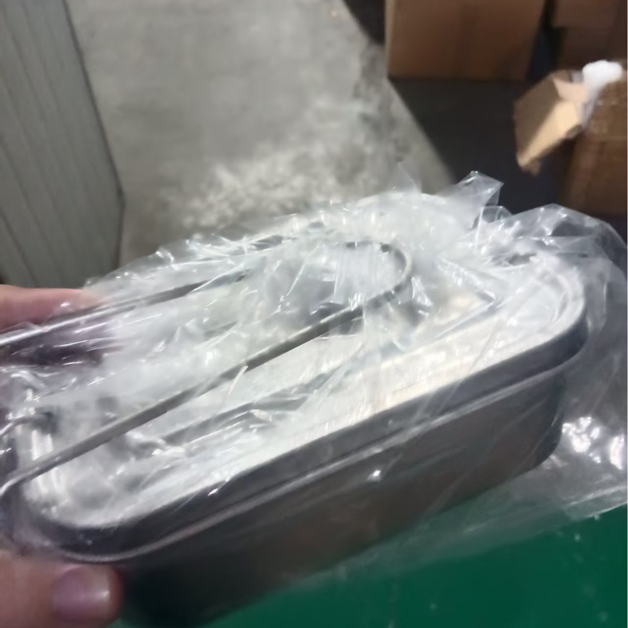瑕疵700ml冰花纯钛饭盒
