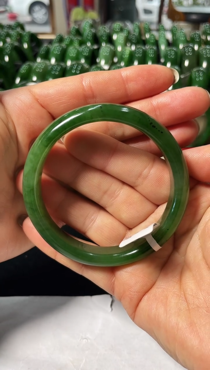 【闪购商品】和田玉（碧玉）手镯未镶嵌碧玉手镯