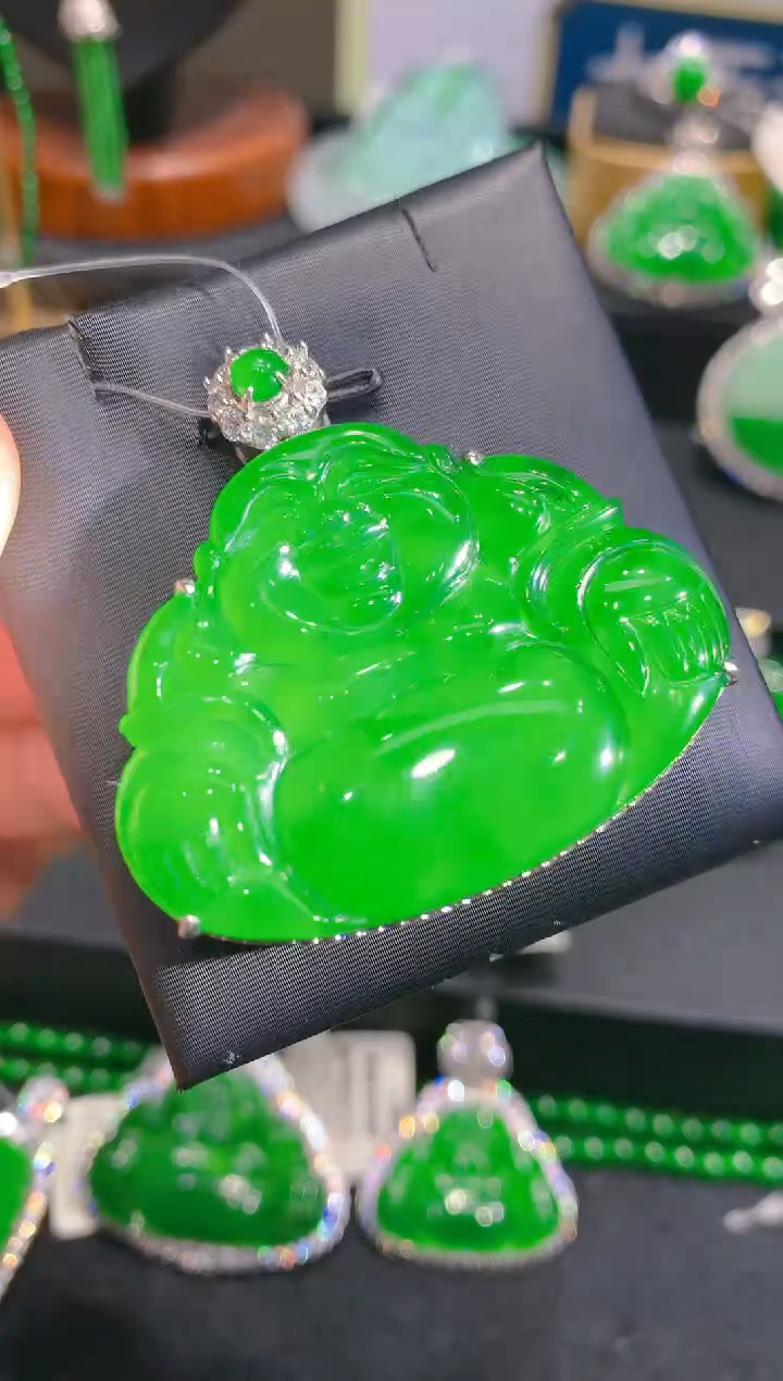 【闪购商品】翡翠颈饰银S925镶嵌33一季