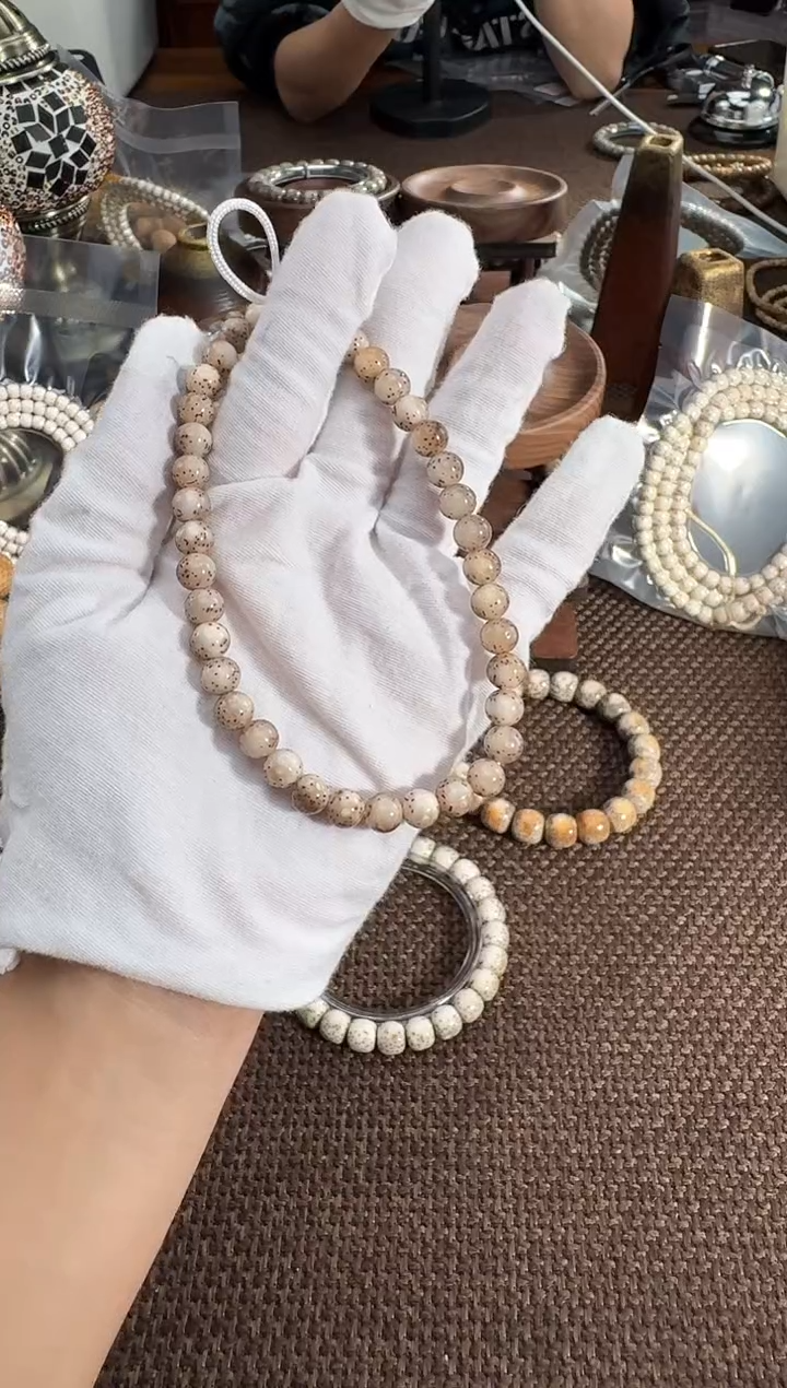 手串星月菩提粉冰龙蛋（7圆）3038