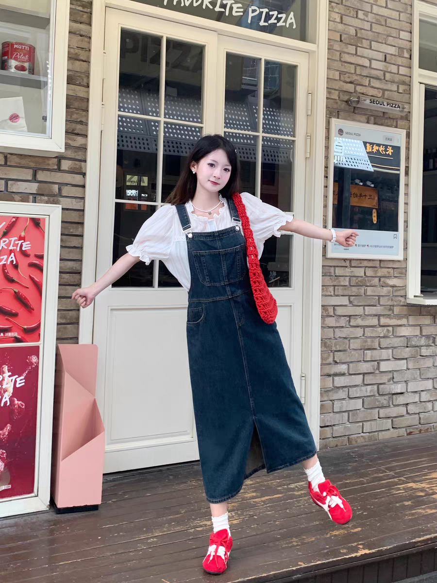 运费补贴小个子秋季复古甜美港风高腰减龄开叉中长款软牛仔背带裙
