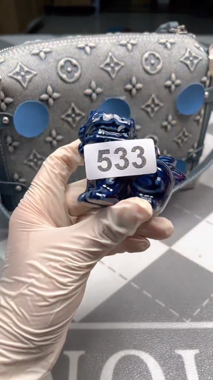 瓷片陶瓷如图所示周边